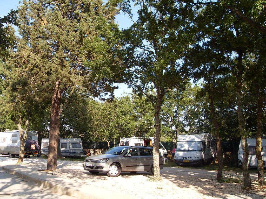 Villaggio Camping Bosco Selva Alberobello Bagian luar foto