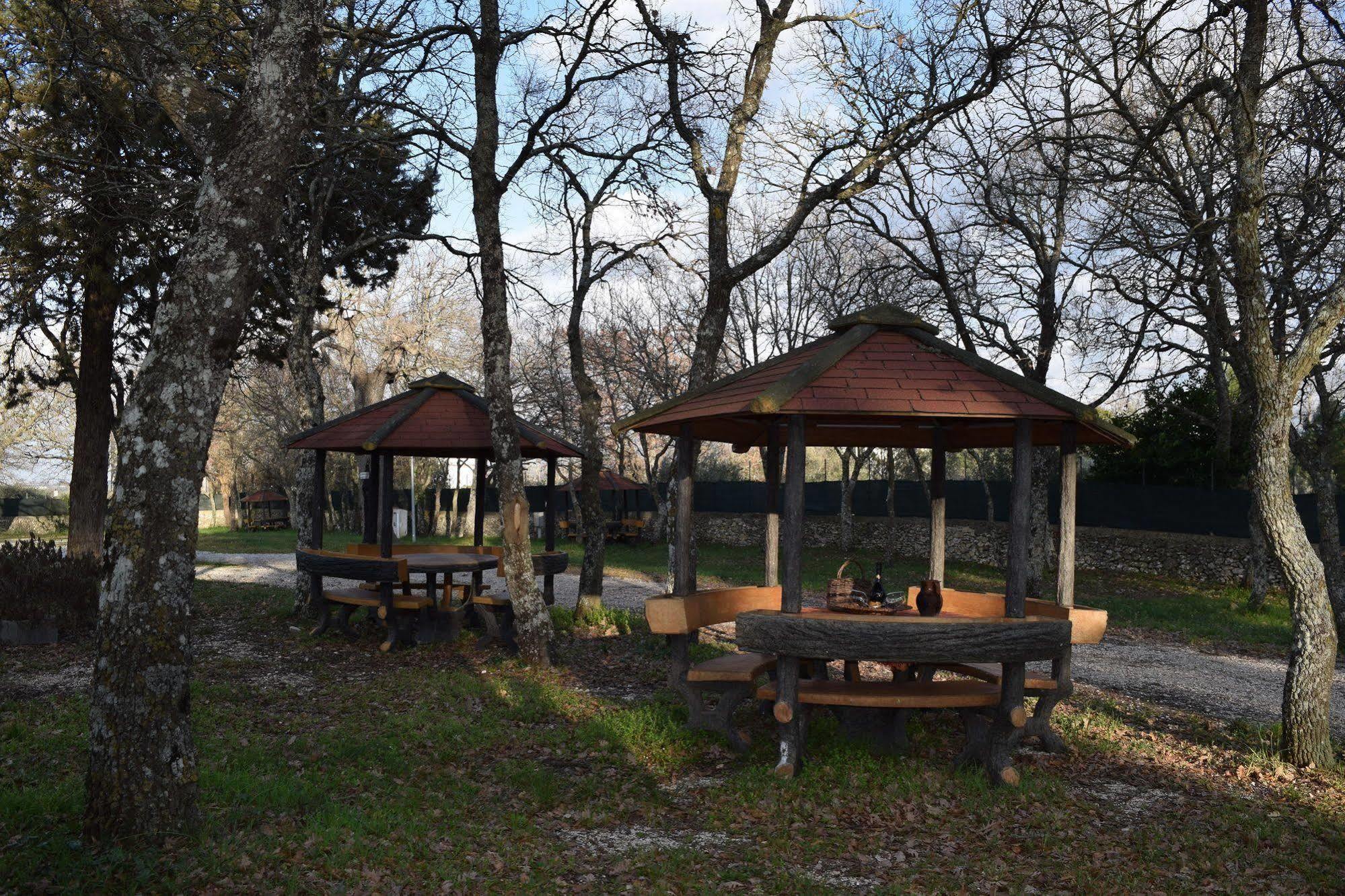 Villaggio Camping Bosco Selva Alberobello Bagian luar foto
